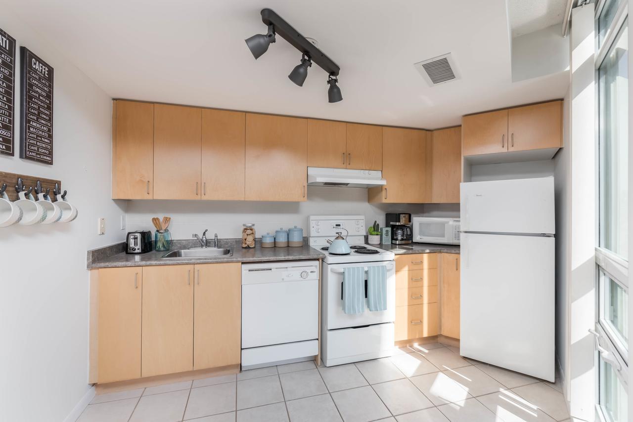 Cityscape Condo In Fort York Toronto Exterior foto